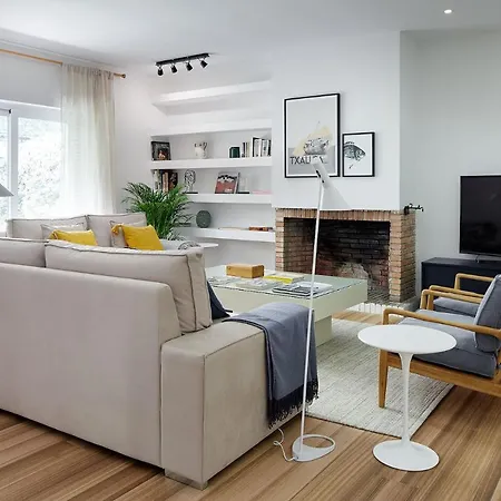 Aterian Aresti Villa *